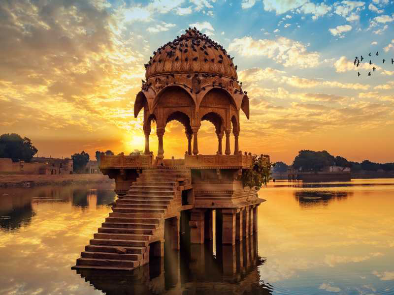 gadisar-lake